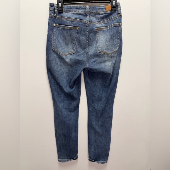 Judy Blue Distressed Relaxed Fit Denim Blue Jeans Size 28 | Casual + Comfy - Picture 5 of 8